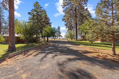 Exterior - 32486 Modoc Point Rd, Chiloquin, OR 97624 photo 36 of 45