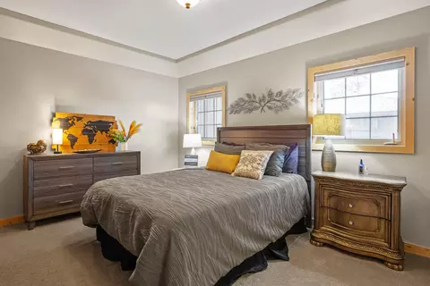 Bedroom - 32486 Modoc Point Rd, Chiloquin, OR 97624 photo 1 of 15