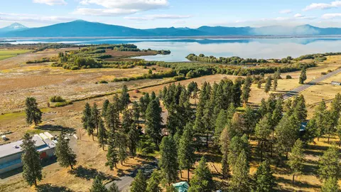 View/Area - 32486 Modoc Point Rd, Chiloquin, OR 97624 photo 6 of 11