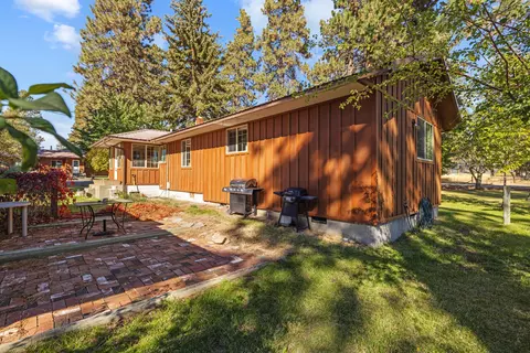 Exterior - 32486 Modoc Point Rd, Chiloquin, OR 97624 photo 28 of 45