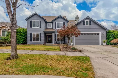 2693 Kerrisdale Ridge Dr, Medford, OR 97504