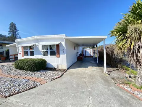 8401 Old Stage Rd UNIT 26, Central Point, OR 97502 photo 3