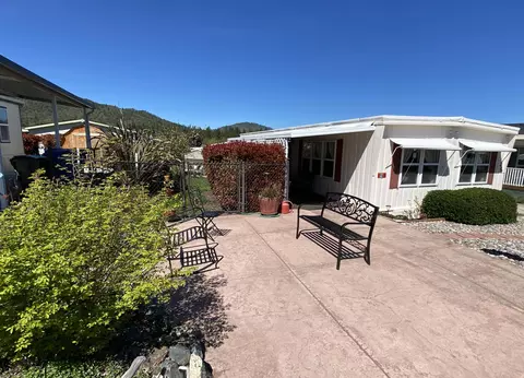 8401 Old Stage Rd UNIT 26, Central Point, OR 97502