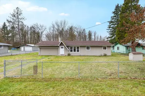 1290 Ojai Ave, Grants Pass, OR 97527