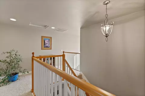 Entry Way - 19556 Sager Loop, Bend, OR 97702 photo 4 of 4