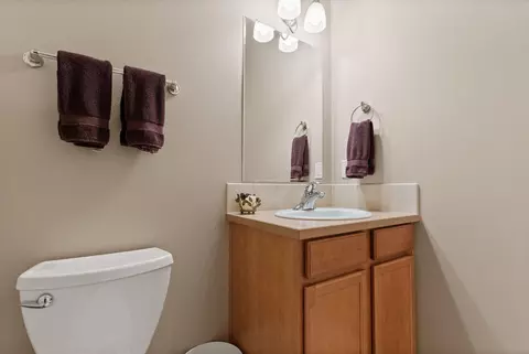 Bath - 19556 Sager Loop, Bend, OR 97702 photo 1 of 3