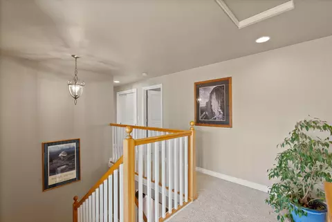 Entry Way - 19556 Sager Loop, Bend, OR 97702 photo 2 of 4