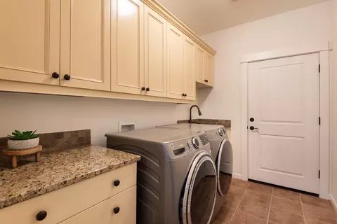 Other - 19085 NW Mt Hood Pl, Bend, OR 97703 photo 5 of 10