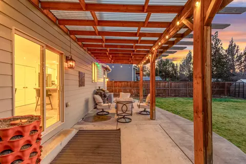 Exterior - 63471 Stacy Ln, Bend, OR 97701 photo 8 of 12
