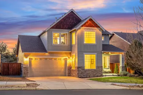 63471 Stacy Ln, Bend, OR 97701