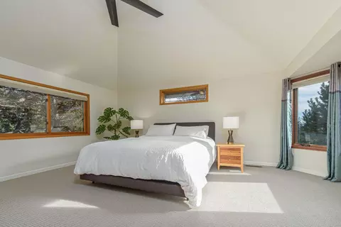 Bedroom - 1648 NW Summit Dr, Bend, OR 97703 photo 1 of 4