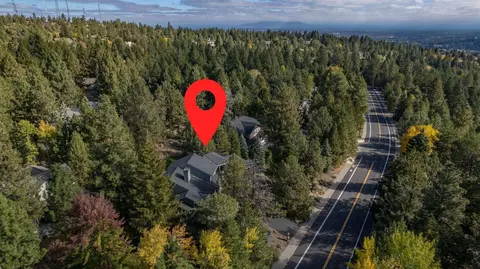 View/Area - 1648 NW Summit Dr, Bend, OR 97703 photo 3 of 3