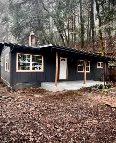 191 Dutcher Creek Rd, Grants Pass, OR 97527