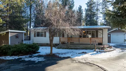 16177 Aqua Rd, La Pine, OR 97739 photo 2