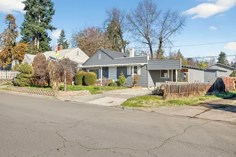522 Pearl St, Medford, OR 97504