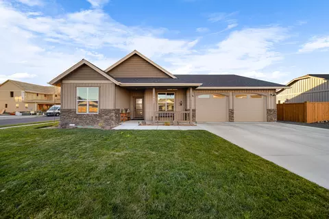 465 SE Sumner Dr, Prineville, OR 97754