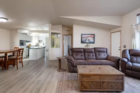 21140 Arid Ave, Bend, OR 97703 photo 14