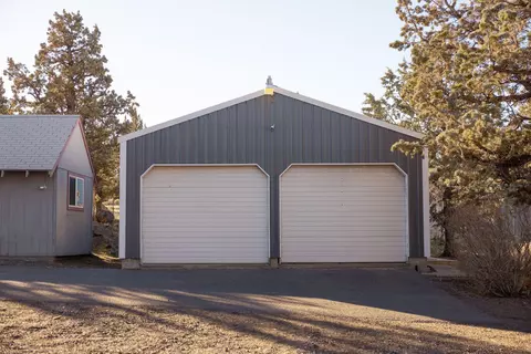 21140 Arid Ave, Bend, OR 97703 photo 31