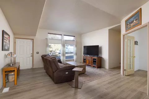 21140 Arid Ave, Bend, OR 97703 photo 4