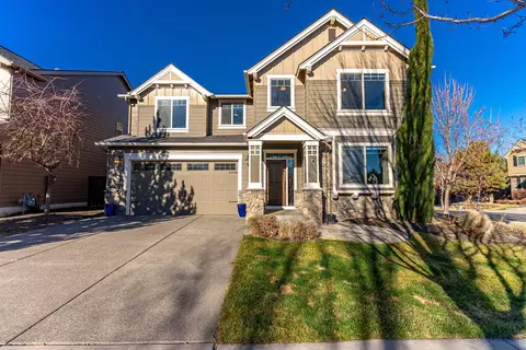 20986 Lava Flow Ln, Bend, OR 97701