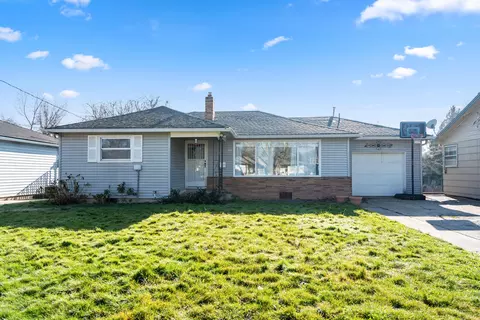 1201 Murray Ave, Medford, OR 97501