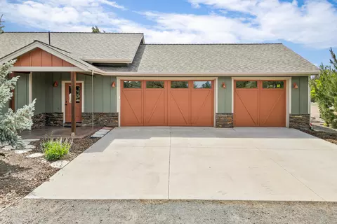 Exterior - 60995 Ward Rd, Bend, OR 97702 photo 13 of 33