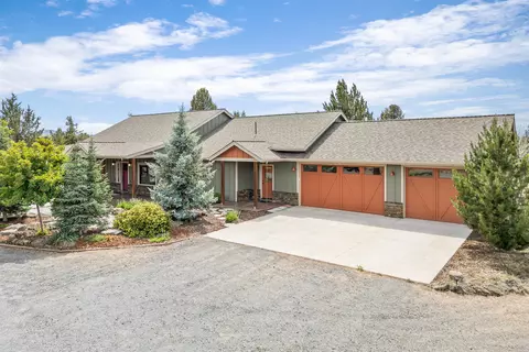 Exterior - 60995 Ward Rd, Bend, OR 97702 photo 12 of 33