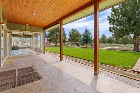 Exterior - 60995 Ward Rd, Bend, OR 97702 photo 20 of 33