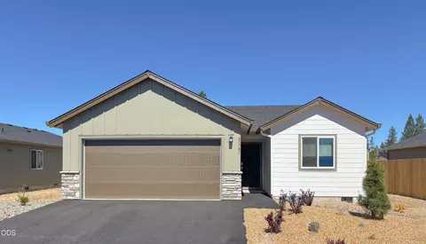 51787 Jubilee Pine Dr, La Pine, OR 97739