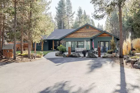 17253 Widgeon Dr, Bend, OR 97707