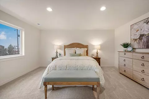 Bedroom - 21503 Oconnor Way, Bend, OR 97701 photo 3 of 4