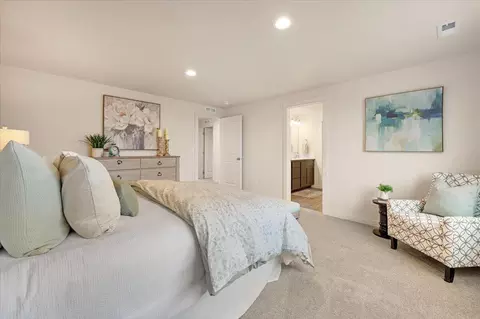Bedroom - 21517 Oconnor Way, Bend, OR 97701 photo 4 of 4