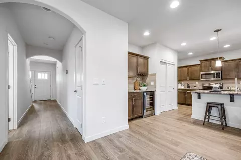 Entry Way - 21517 Oconnor Way, Bend, OR 97701 photo 1 of 3