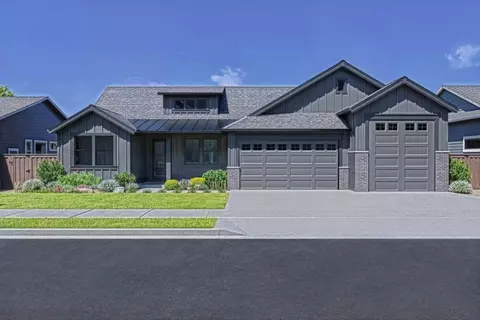 1319 NW Ochoa Dr, Bend, OR 97703