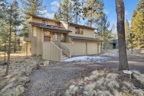 58035 Kinglet Rd # 16, Sunriver, OR 97707