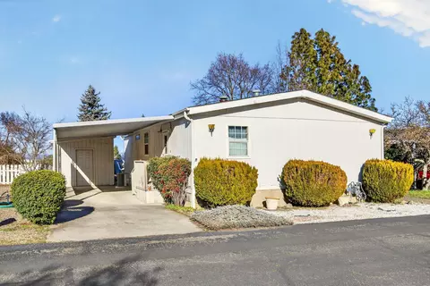 3955 S Stage Rd #41, Medford, OR 97501