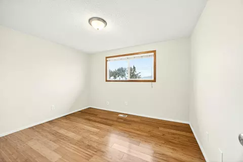 Bedroom - 105 Houston Rd, Phoenix, OR 97535 photo 3 of 7
