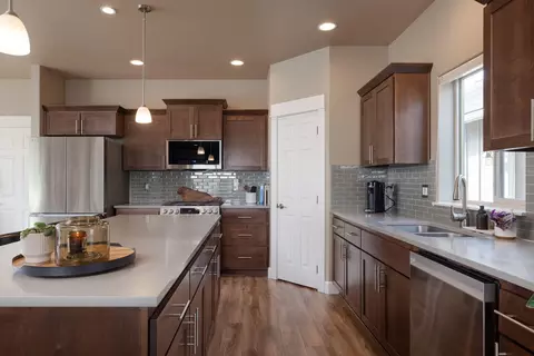 62905 Daniel Rd, Bend, OR 97701 photo 4