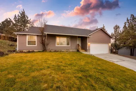 684 SW Elk Ridge Ct, Madras, OR 97741