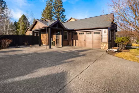 60291 Addie Triplett Loop, Bend, OR 97702