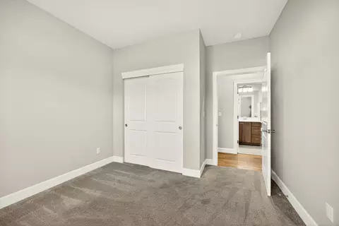 Bedroom - 436 Cheney Loop, Central Point, OR 97502 photo 4 of 4