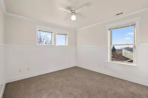 Bedroom - 78 Greenmoor Dr, Eagle Point, OR 97524 photo 1 of 6