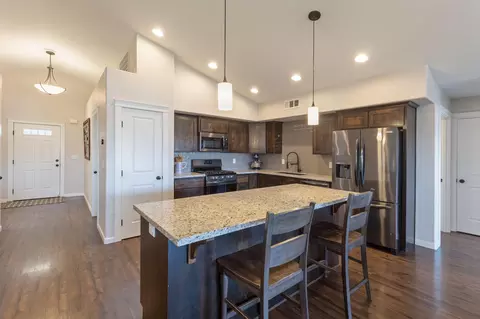 Kitchen - 110 Linton Way, Eagle Point, OR 97524 photo 1 of 3