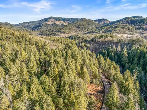 289 Elder Mill Rd, Trail, OR 97541 photo 2