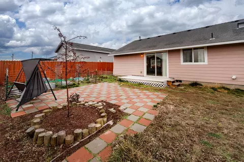 Exterior - 514 Scenic Loop, Culver, OR 97734 photo 7 of 11