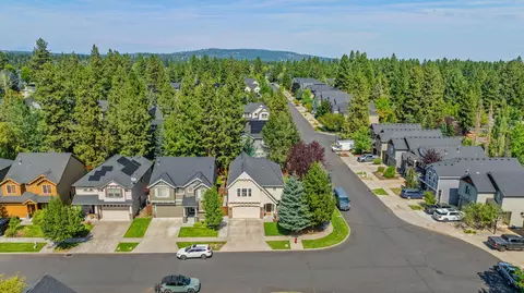 View/Area - 19788 Chicory Ave, Bend, OR 97702 photo 1 of 4