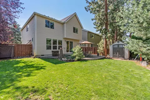 Exterior - 19788 Chicory Ave, Bend, OR 97702 photo 5 of 7