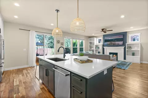 Kitchen - 19788 Chicory Ave, Bend, OR 97702 photo 1 of 2