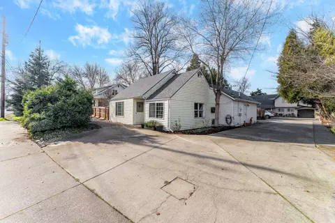 1288 S Columbus Ave, Medford, OR 97501