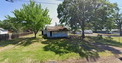 465 Orr Dr, Central Point, OR 97502